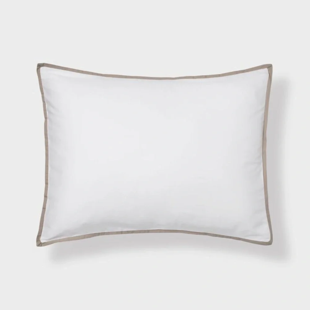 Threshold Hotel Border Frame Bedding Collection Queen White/Birch Border